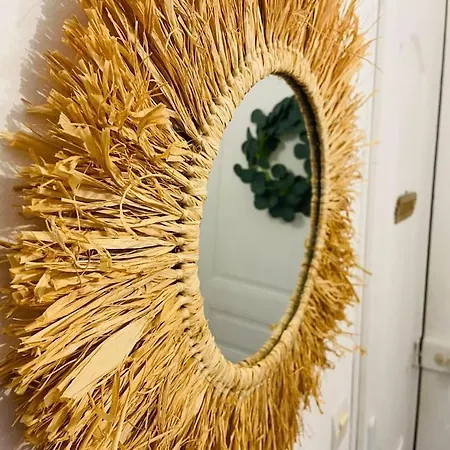 Yvonne M&m A 50m De La 公寓 *